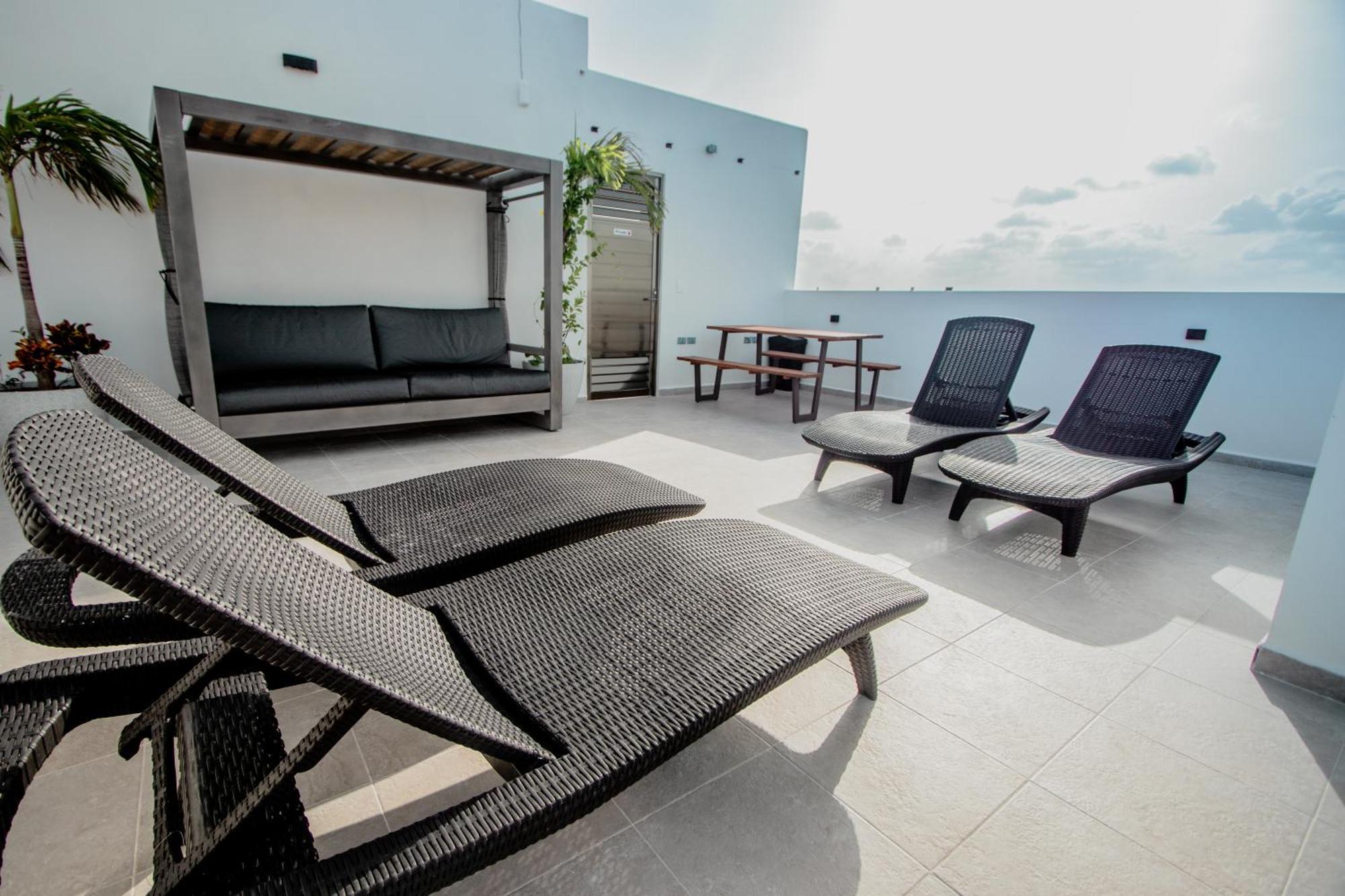 With Ocean View Pool In Av 10 & 60 Street Apartamento Playa del Carmen