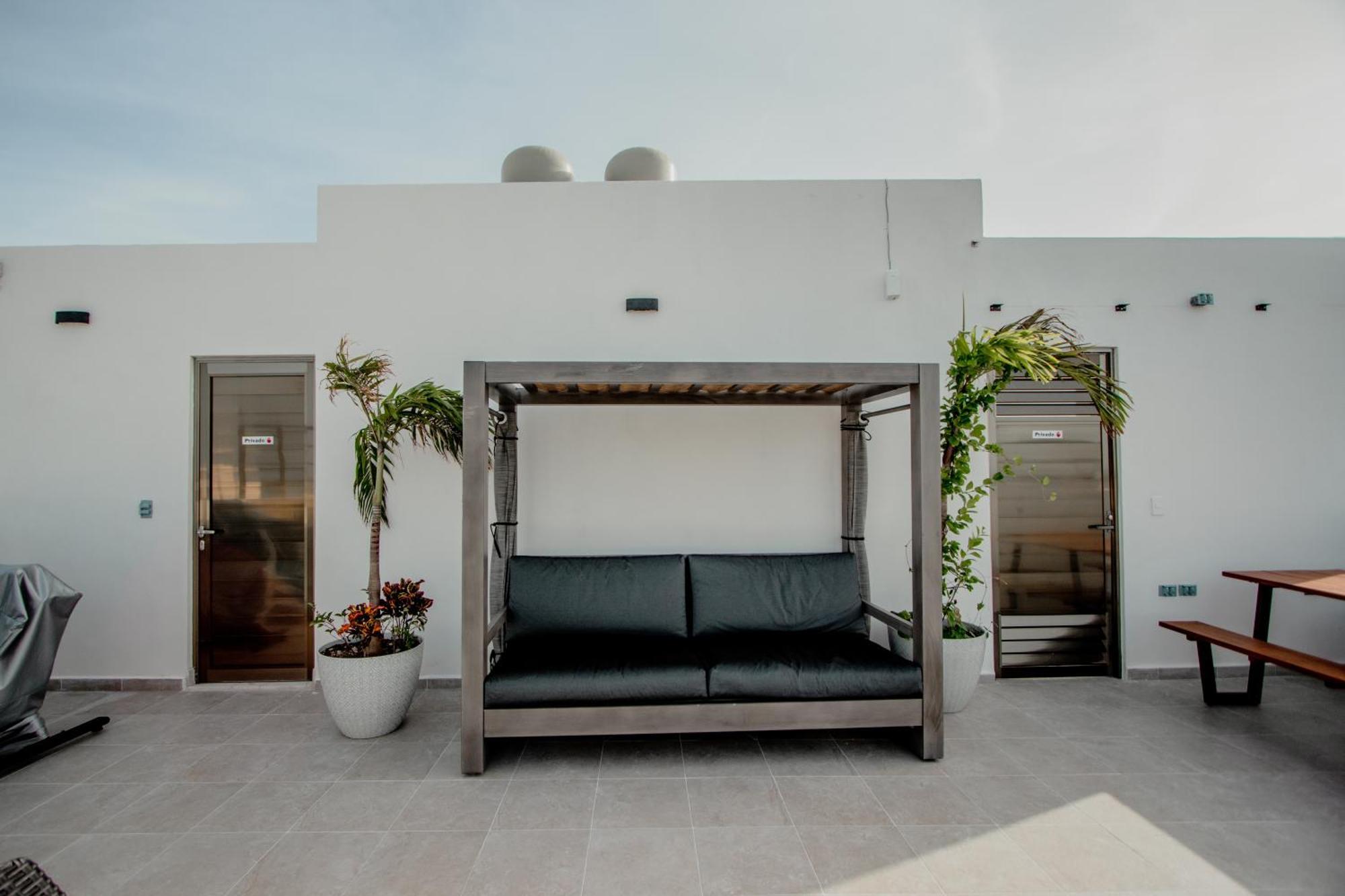 With Ocean View Pool In Av 10 & 60 Street Apartamento