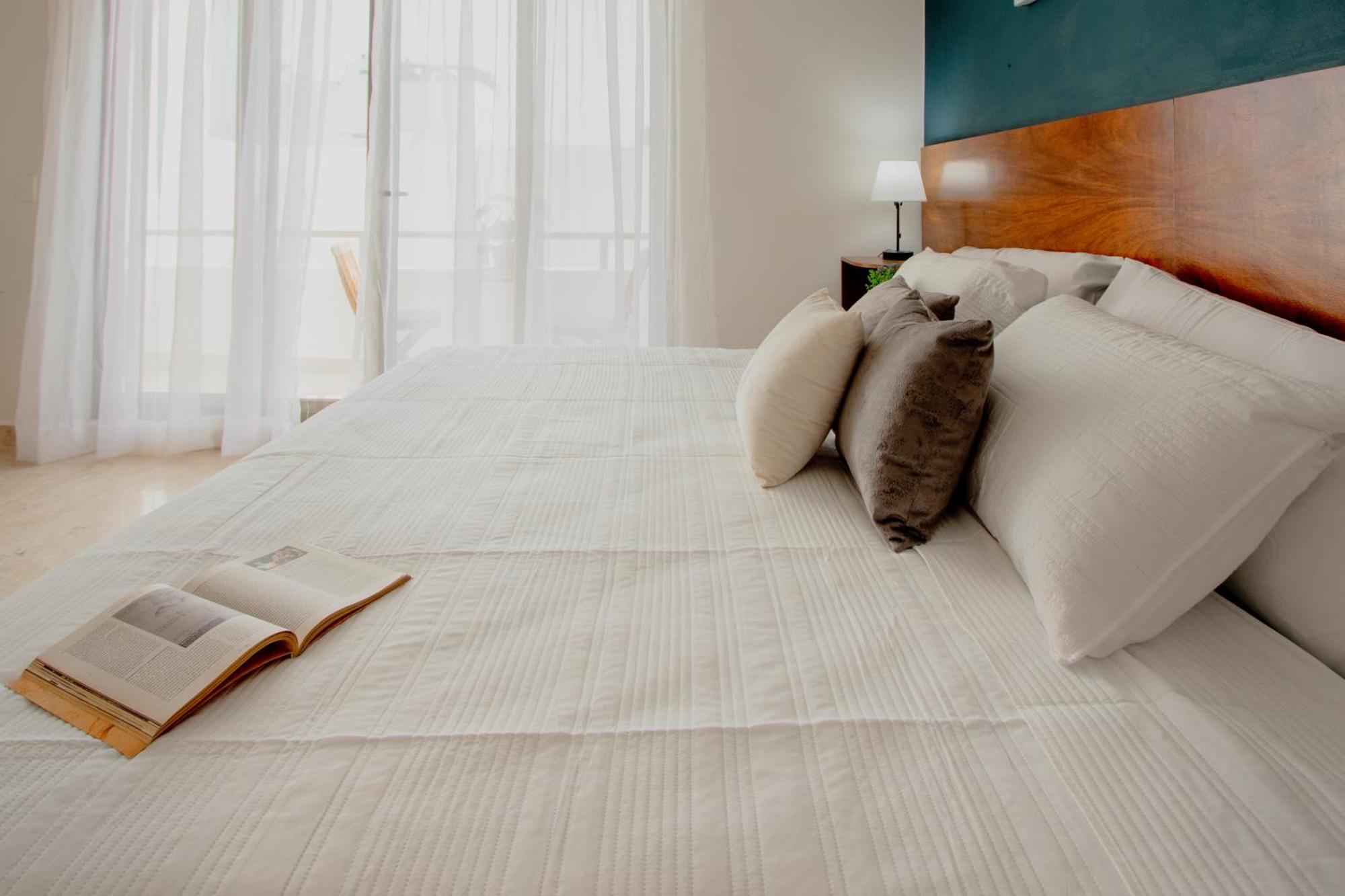 Apartamento With Ocean View Pool In Av 10 & 60 Street